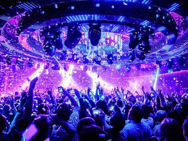 19 Vegas Bachelor Party Ideas to Plan the Most Epic Trip Ever